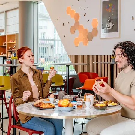 南锡中心阿德吉奥阿克瑟斯公寓式酒店 公寓式酒店 3*