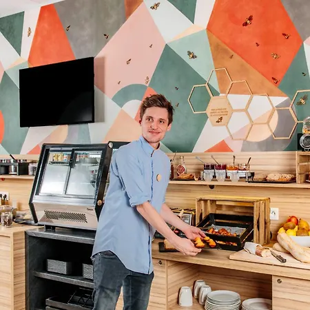 南锡中心阿德吉奥阿克瑟斯公寓式酒店 公寓式酒店 南锡