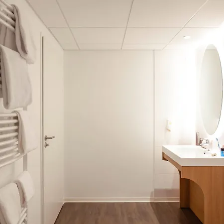 南锡中心阿德吉奥阿克瑟斯公寓式酒店 公寓式酒店