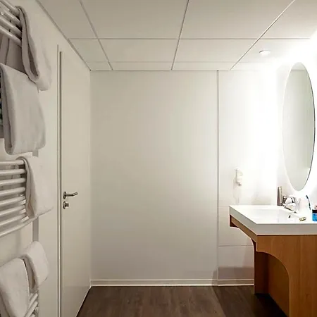 Aparthotel Adagio Access Centre