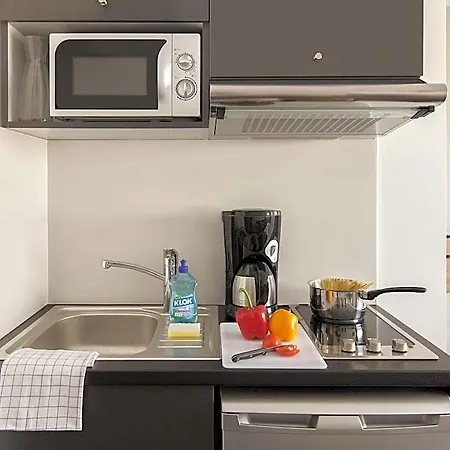 Aparthotel Adagio Access Centre