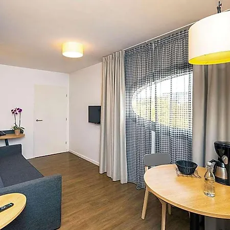 Aparthotel Adagio Access Centre