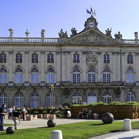 南锡中心阿德吉奥阿克瑟斯公寓式酒店 公寓式酒店 南锡