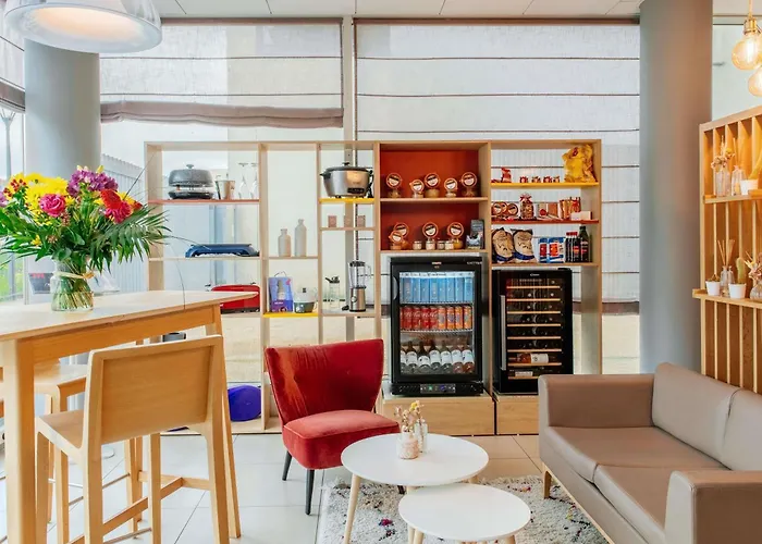 Adagio Access Centre 3* נאנסי