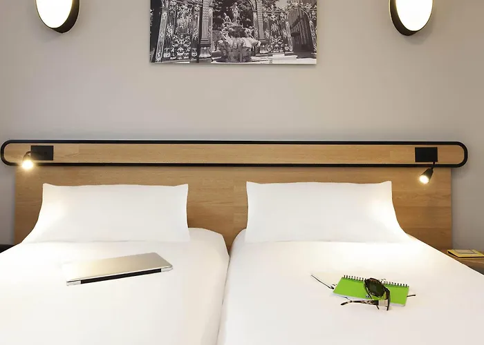 Adagio Access Centre 3*