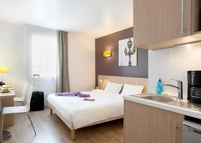 Hotel apartamentowy Adagio Access Centre 3*